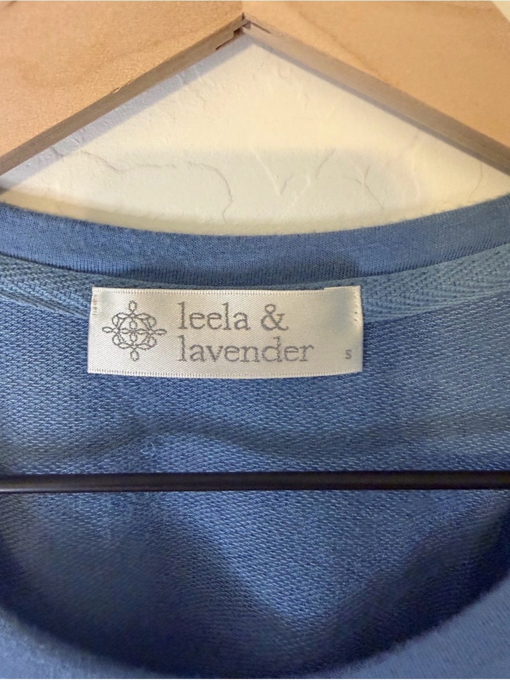 Women’s Cold-Shoulder Long Sleeve Tee in Dusty Blue - Picture 4 of 6